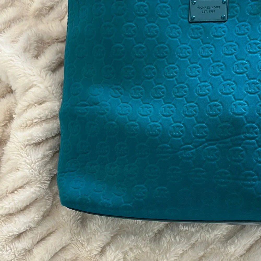 Michael Kors Signature Neoprene Tote‎
